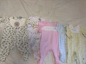 Vintage Mixed Brand Baby Girl Footed Sleeper Pajama Bundle 5 Piece Lot 6-9 Month